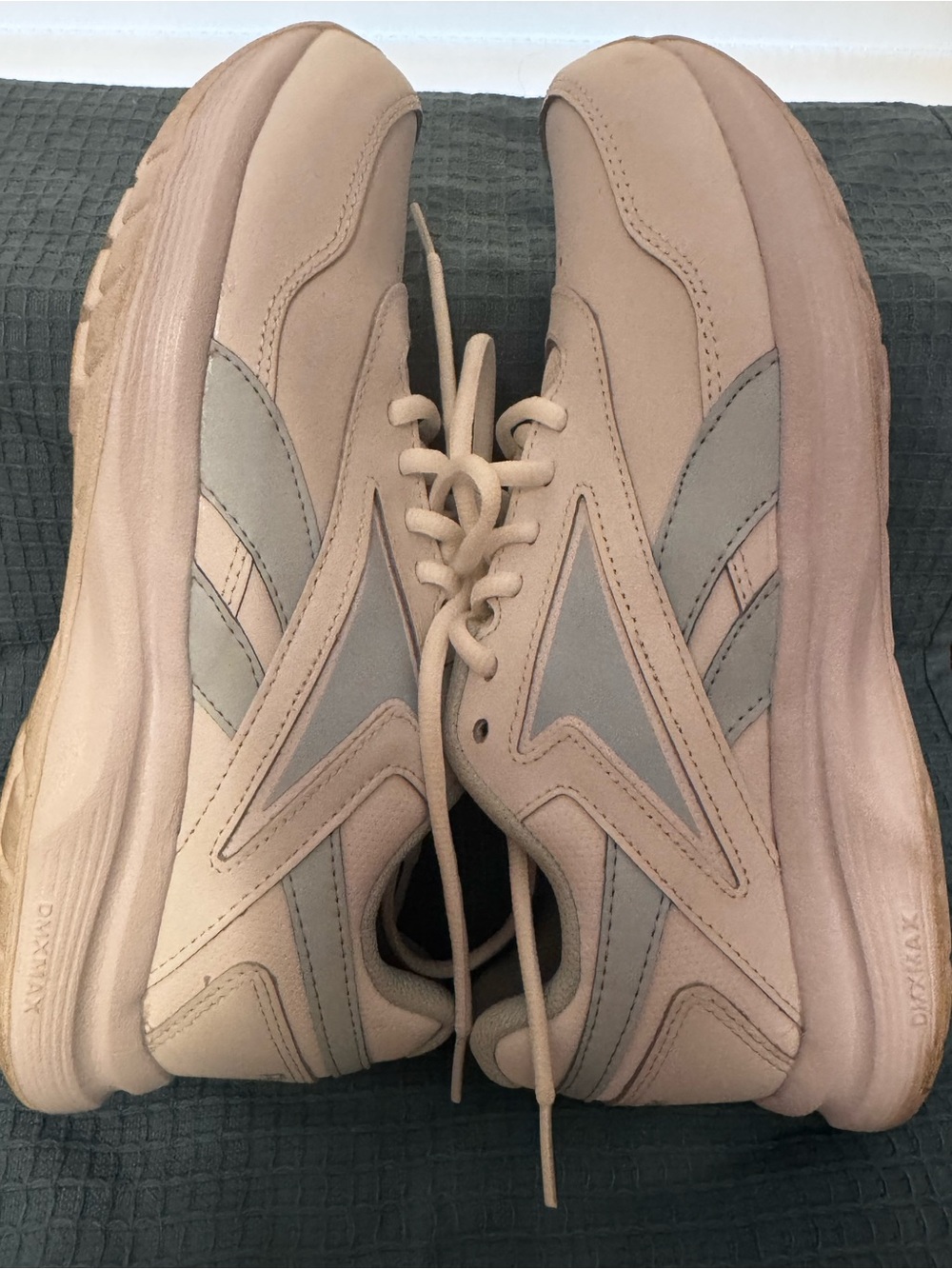 Women’s Reebok - Picture 4 of 5